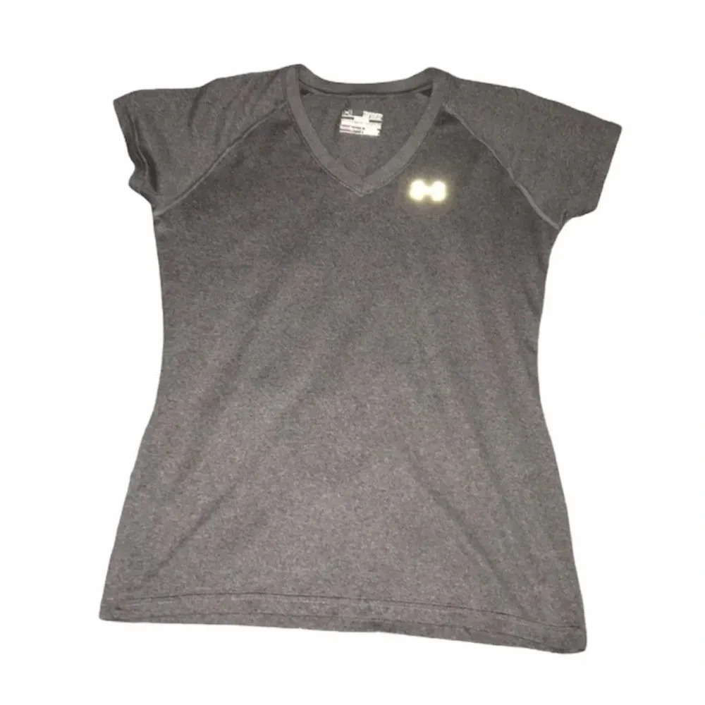 Under Armour Semi-Fitted Gray Tee